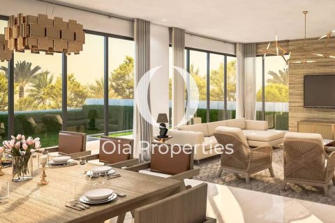 4 bedrooms Villa in Abu Dhabi, UAE No. 66671 7