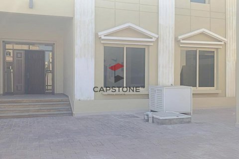 Villa de 4 chambres à Al Nahyan, UAE No. 86274 8