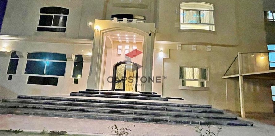 Villa de 6 chambres à Zakher, UAE No. 86272