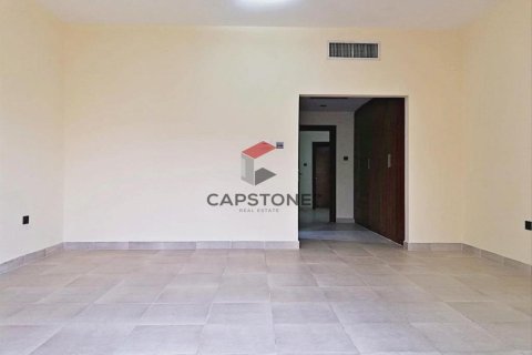 Villa de 4 chambres à Abu Dhabi, UAE No. 86277 13