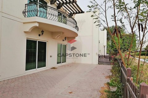 Villa de 4 chambres à Abu Dhabi, UAE No. 86277 4