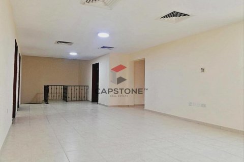 Villa de 4 chambres à Abu Dhabi, UAE No. 86277 7