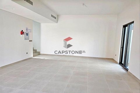 Apartment de 3 dormitorios en Khalifa City, UAE No. 86273 8