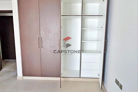 Apartment de 3 dormitorios en Khalifa City, UAE No. 86273 19