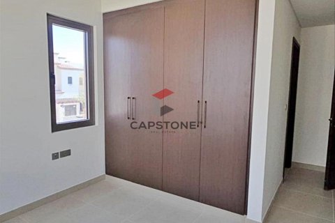 Apartment de 3 dormitorios en Khalifa City, UAE No. 86273 16