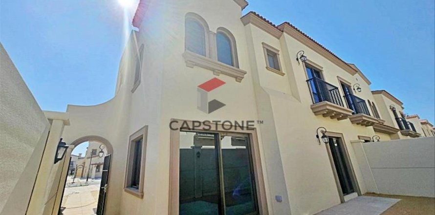 Apartment de 3 dormitorios en Khalifa City, UAE No. 86273