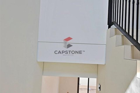 Apartment de 3 dormitorios en Khalifa City, UAE No. 86273 15