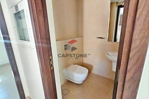 Apartment de 3 dormitorios en Khalifa City, UAE No. 86273 30