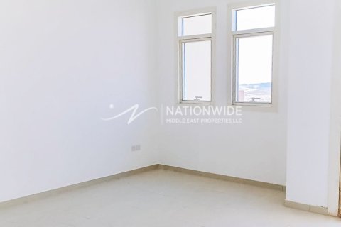 2 bedrooms Apartment in Abu Dhabi, UAE No. 99141 7