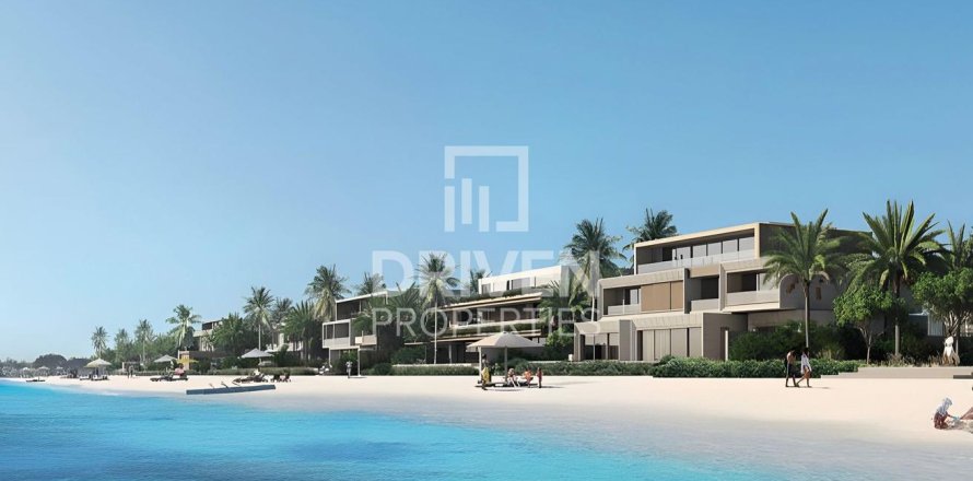 Villa de 6 dormitorios en Palm Jebel Ali, UAE No. 84790