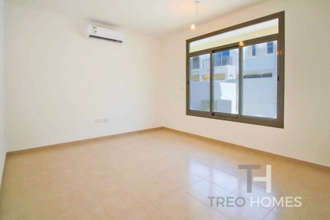 3 bedrooms Townhouse in Hayat Townhouses, UAE No. 74137 7