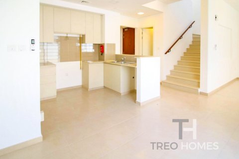 3 bedrooms Townhouse in Hayat Townhouses, UAE No. 74137 4