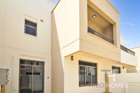 3 bedrooms Townhouse in Hayat Townhouses, UAE No. 74137 2
