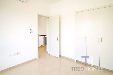 3 bedrooms Townhouse in Hayat Townhouses, UAE No. 74137 9