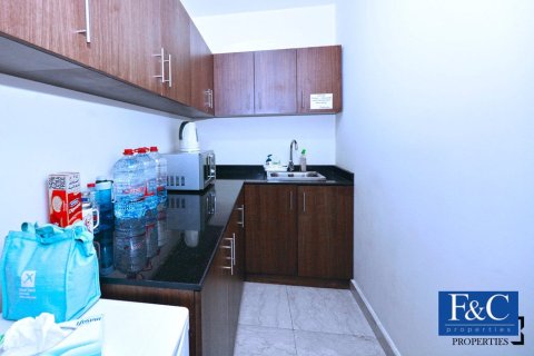 127.8m² Office in Sheikh Zayed Road, UAE No. 543 11