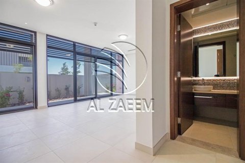 Villa de 4 chambres à Yas Island, UAE No. 91580 13