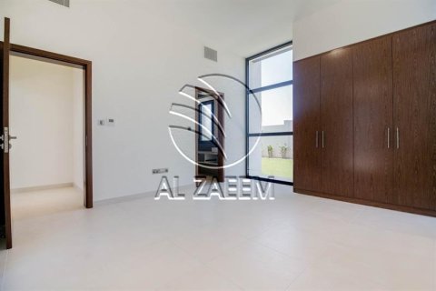 Villa de 4 chambres à Yas Island, UAE No. 91580 15