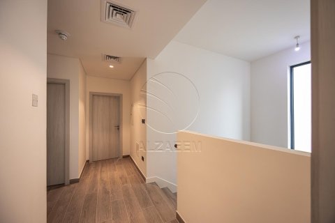 Villa de 4 dormitorios en  Yas Island, UAE No. 91590 11