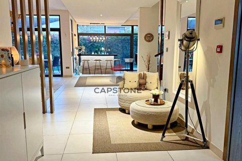 Villa de 4 chambres à Yas Island, UAE No. 86244 8