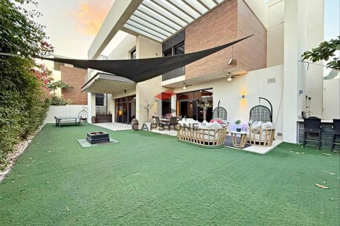 Villa de 4 chambres à Yas Island, UAE No. 86244 3