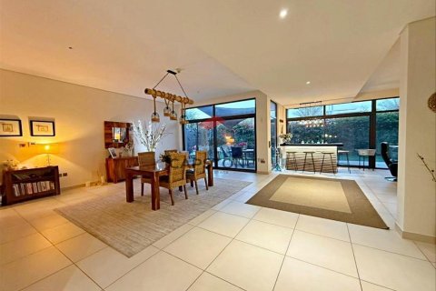 Villa de 4 chambres à Yas Island, UAE No. 86244 11