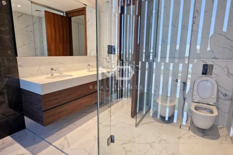 4 bedrooms Villa in Abu Dhabi, UAE No. 44256 14