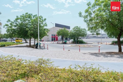 Shop de 106m² en Motor City, UAE No. 103964 14