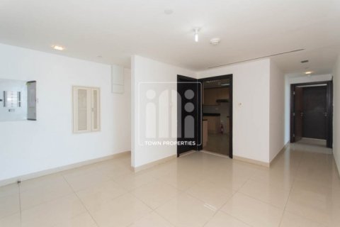 Apartment de 2 dormitorios en SKY TOWER Al Reem Island, UAE No. 95834 11