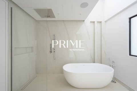5 bedrooms Villa in Dubai, UAE No. 67297 10