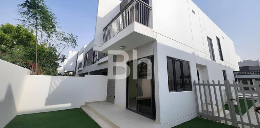 5 bedrooms Townhouse in DAMAC Hills (Akoya by DAMAC), UAE No. 67295
