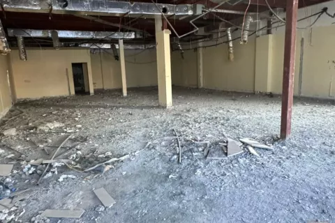 1250m² Commercial property in Al Qurm, Oman No. 104830 3