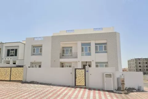 4 bedrooms Villa in Muscat, Oman No. 104829 1