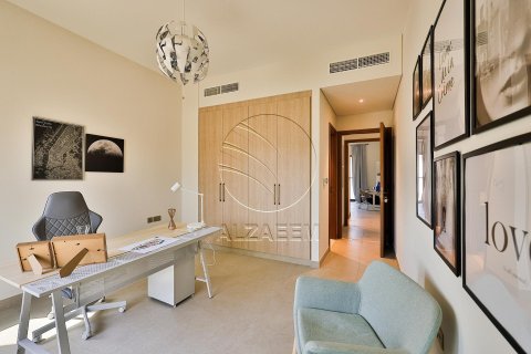 Villa de 5 dormitorios en Khalifa City, UAE No. 90262 14
