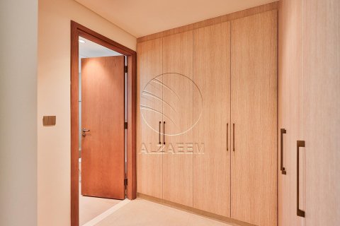 Villa de 5 dormitorios en Khalifa City, UAE No. 90262 4