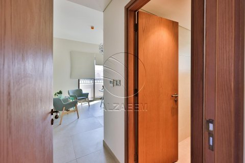 Villa de 5 dormitorios en Khalifa City, UAE No. 90262 19