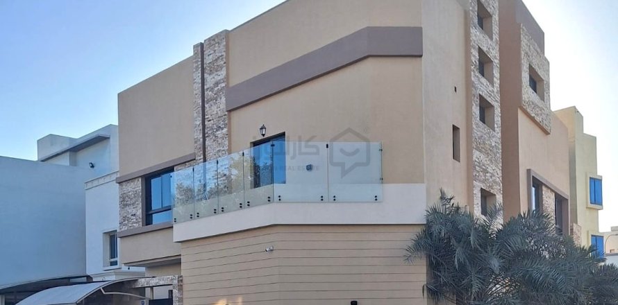 Villa de 7 chambres à Malkiya, Bahrain No. 59163