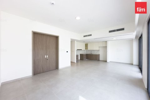 4 bedrooms Villa in Dubai, UAE No. 104161 1