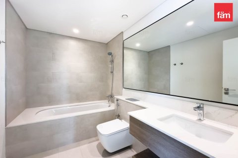 4 bedrooms Villa in Dubai, UAE No. 104161 4