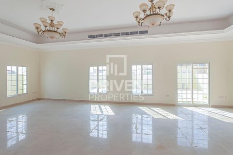 Villa de 5 chambres à The Villa, UAE No. 85176 2