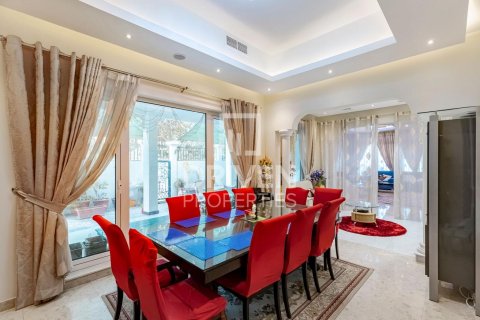 Villa de 6 chambres à Hacienda, UAE No. 85175 13