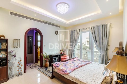 Villa de 6 chambres à Hacienda, UAE No. 85175 11