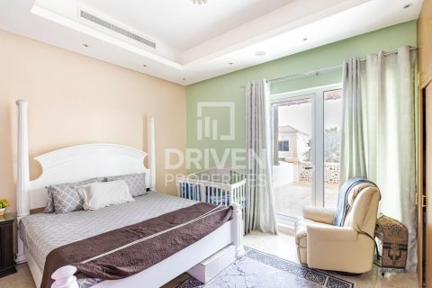 Villa de 6 chambres à Hacienda, UAE No. 85175 17