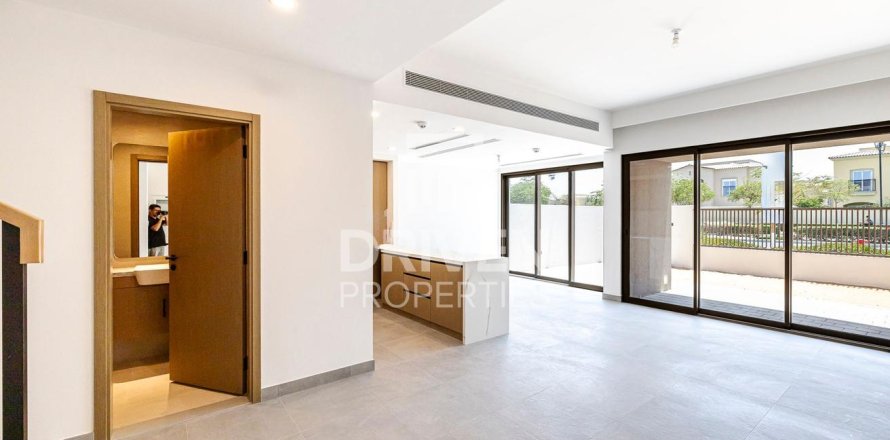 3 غرف نوم تاون هاوس في Villanova, الإمارات العربية المتحدة رقم 85173