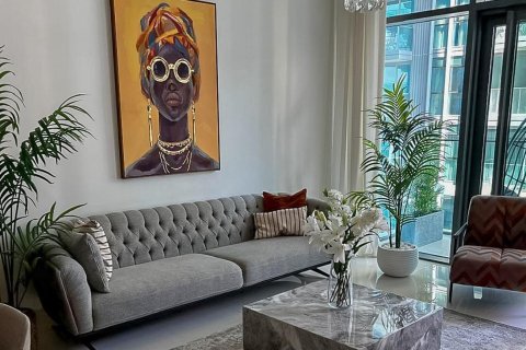 Квартира с 2 спальнями в EMAAR Beachfront, ОАЭ №102913 3