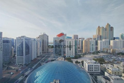 3 غرف نوم شقة في Hamdan Street, الإمارات العربية المتحدة رقم 86373 2