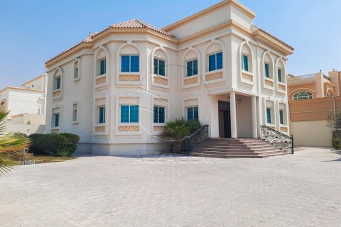 Villa de 2090m² à Shakhbout City, UAE No. 91035 2