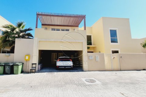 4 bedrooms Townhouse in Al Raha Gardens, UAE No. 91037 2