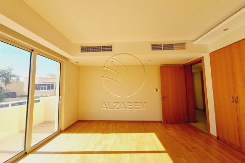 4 bedrooms Townhouse in Al Raha Gardens, UAE No. 91037 10