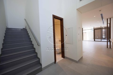 Townhouse de 3 dormitorios en Abu Dhabi, UAE No. 91036 17