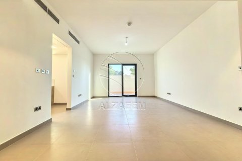 2 bedrooms Townhouse on the Yas Island, UAE No. 91033 16